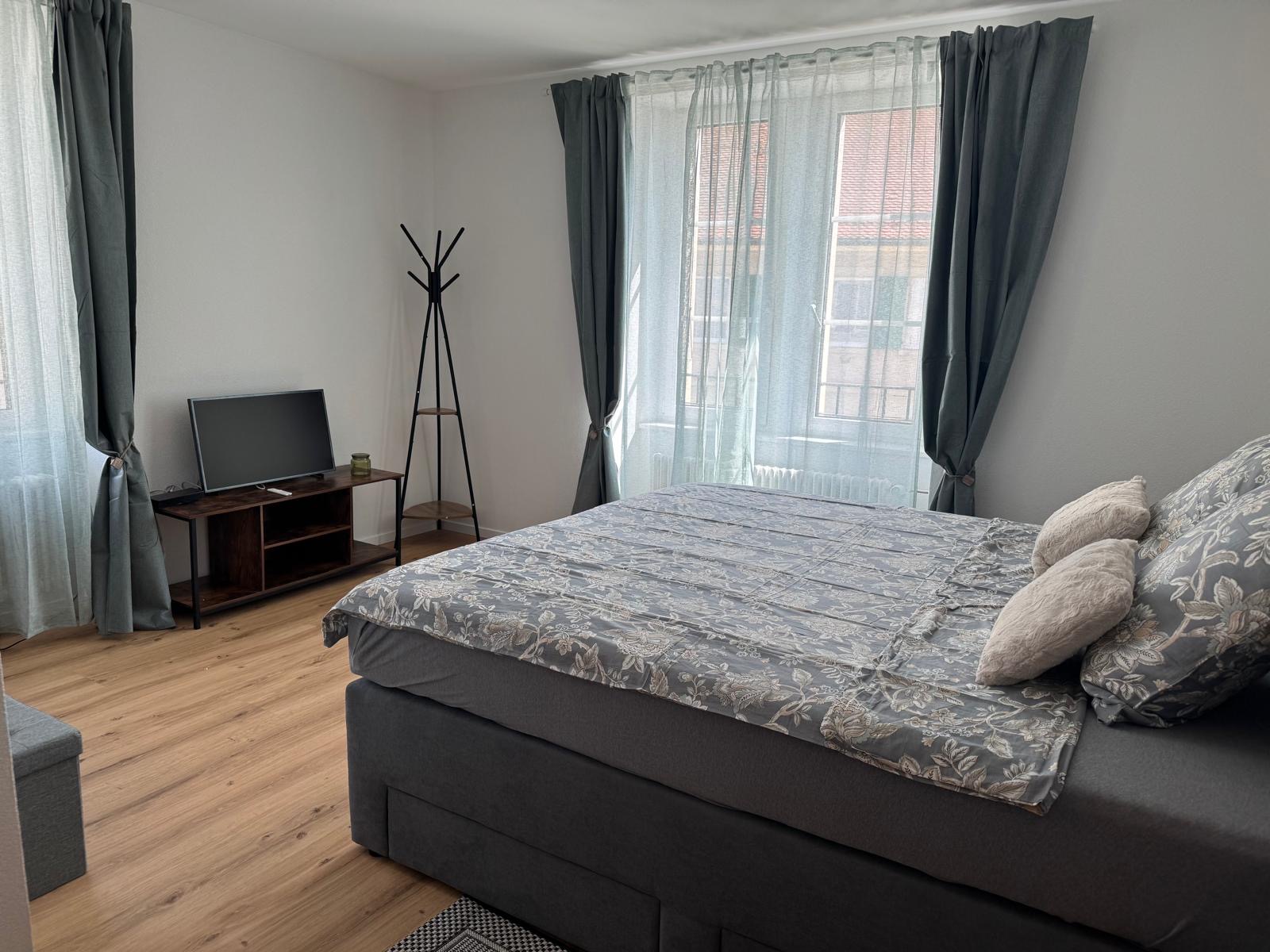 0df51e72-4645-471b-9313-472c418f5046